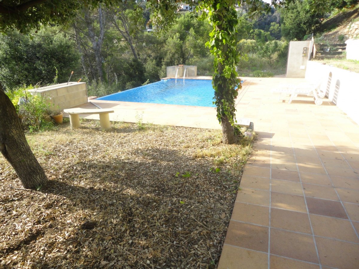 Tower house For sale Santa Susanna