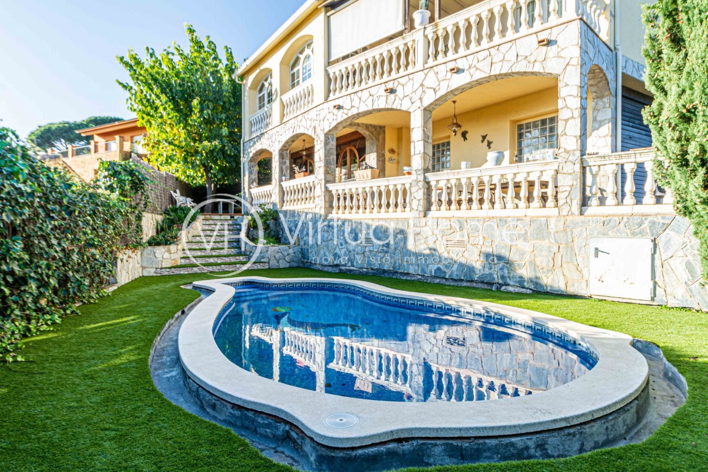 Chalet En Venta Tordera